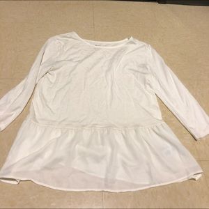 Women’s cream colored blouse